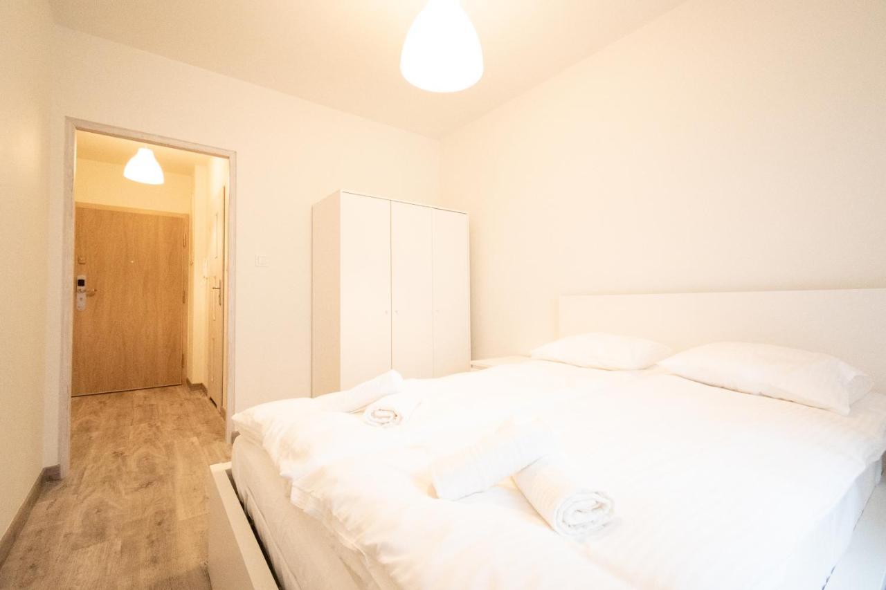 Apartament Bravo 罗兹 外观 照片